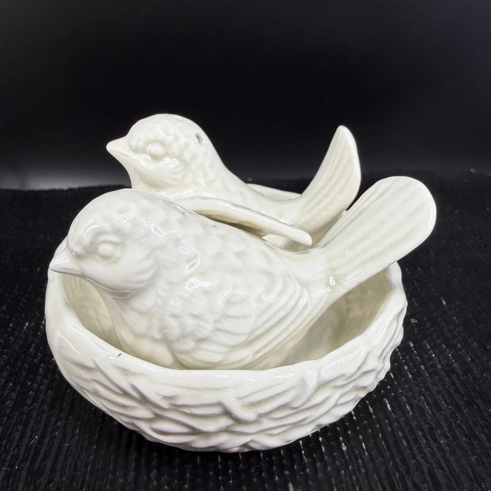 Vintage Fitz and Floyd White Bird Nest Salt Pepper Shakers 1978 Japan 3pc Set